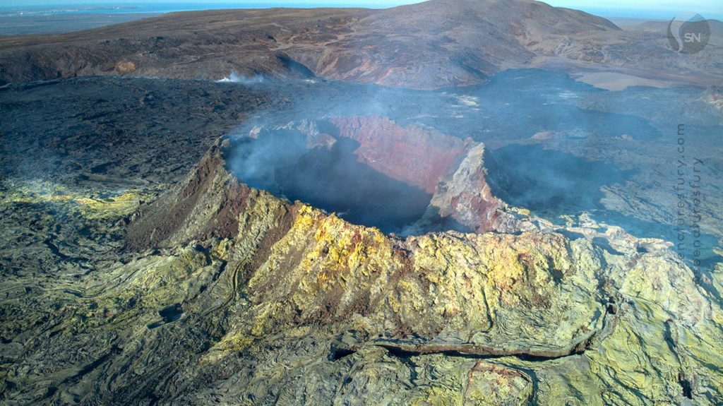 fagradalsfjall_crater_14_10_21